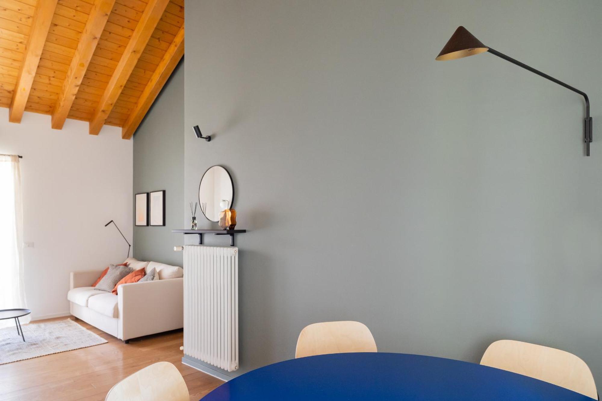 Double Private Parking, 2 Bedrooms & 2 Bathrooms - Elegant Apartment In Old Town Удине Экстерьер фото
